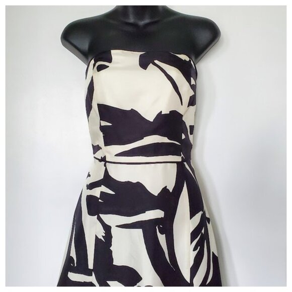 Ann Taylor Silk Strapless Fit & Flare Knee-Length Abstract Print Dress Size 6 - Picture 5 of 11